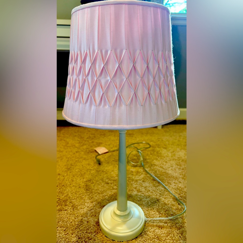 Pottery Barn Kids white tabletop lamp with pink lampshade, in great condition!!